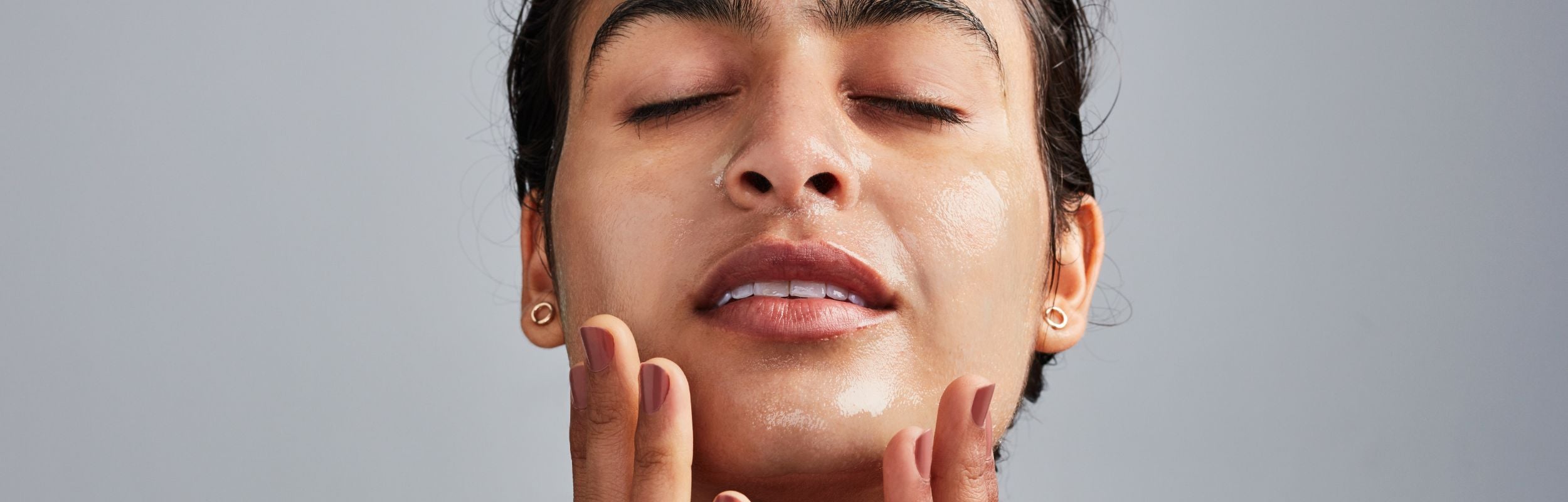 Hydration Or Moisturisation - What Does Your Skin Need?